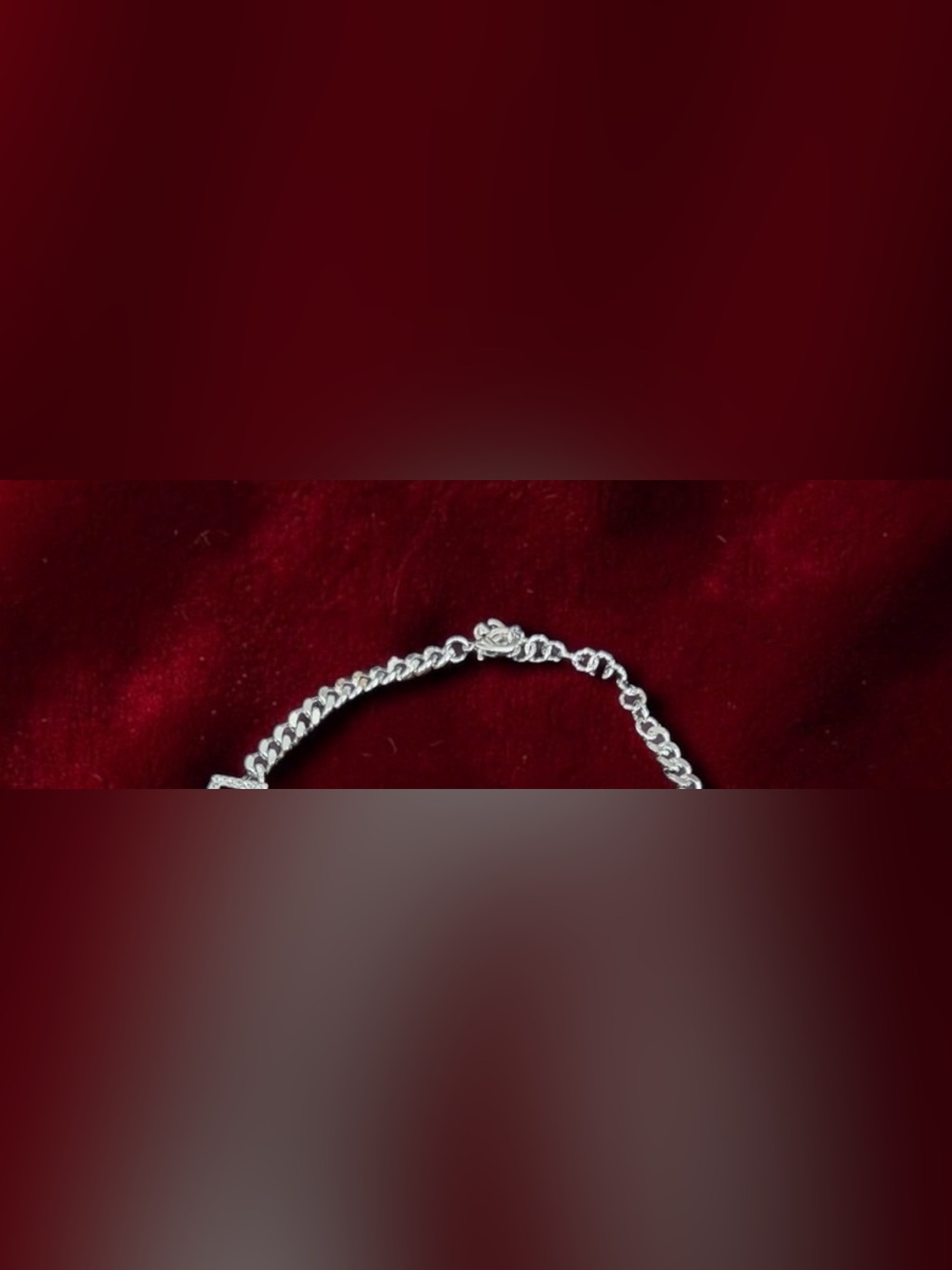 Silver D&G Crystal Link Chain Necklace - Elegant Women's Jewelry - Picture 4 of 7